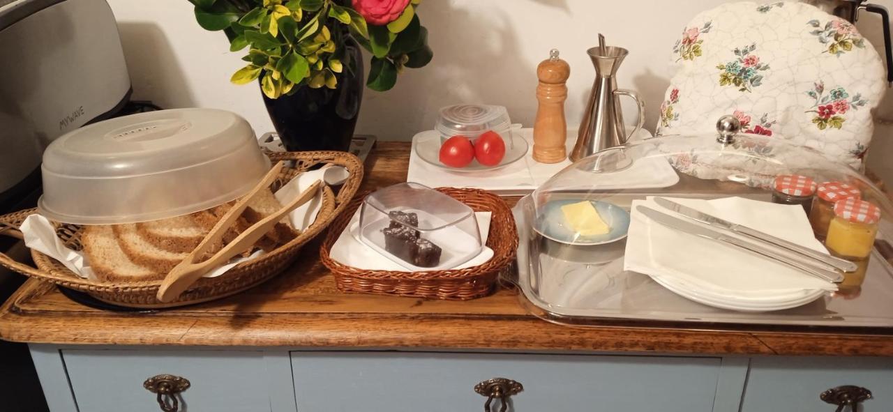 Superviews, Parking 24H Vigilado Incluido Y Netflix En Habitacion Independiente Con Bano Privado En Apartamento Particular, Francais&English Bilbao Exteriör bild